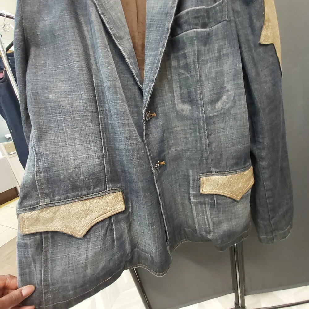 Pure Venom Blazer - Picture 6 of 15